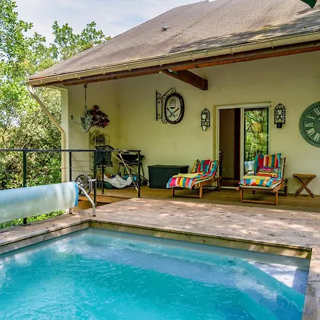 Casa de Férias Maison Romantique Dans Les Bois Molieres-sur-Ceze